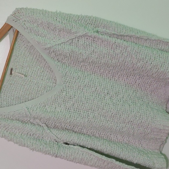 Free People Sweaters - Vintage Free People Sweater size Large